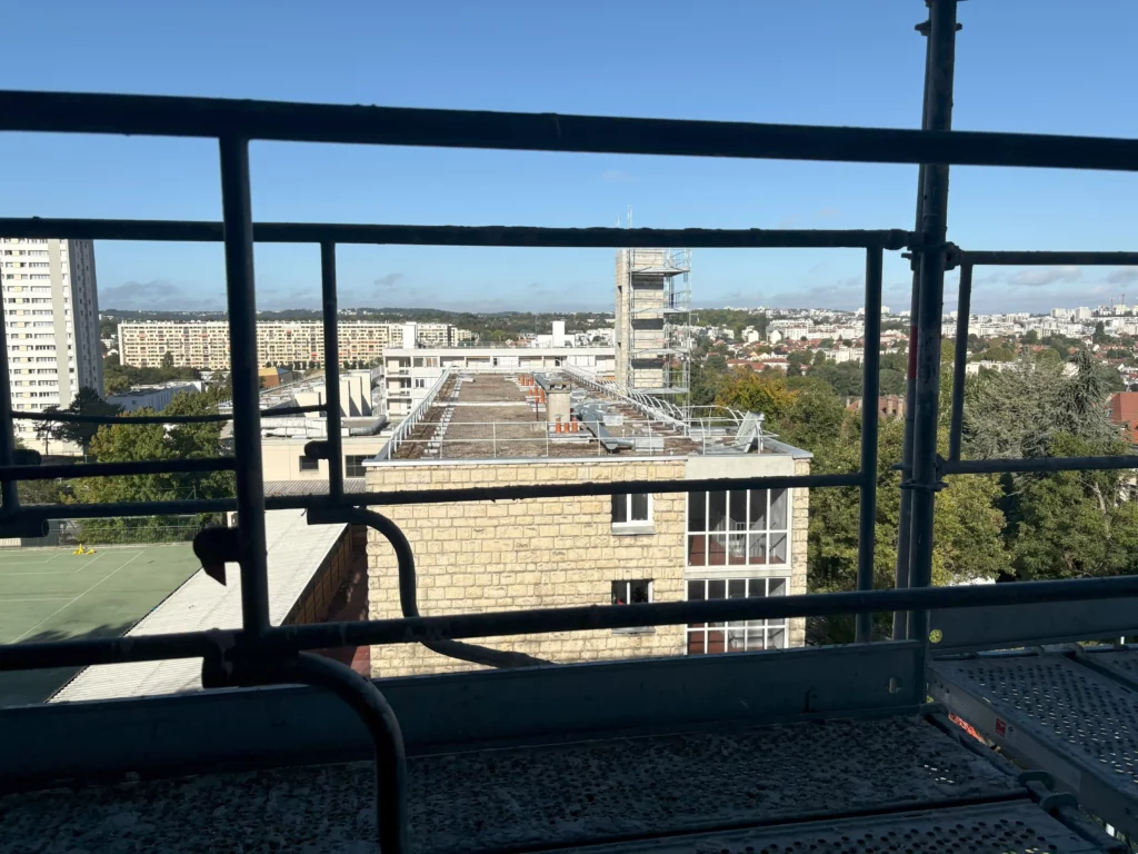 photo vue du dessus du bâtiment